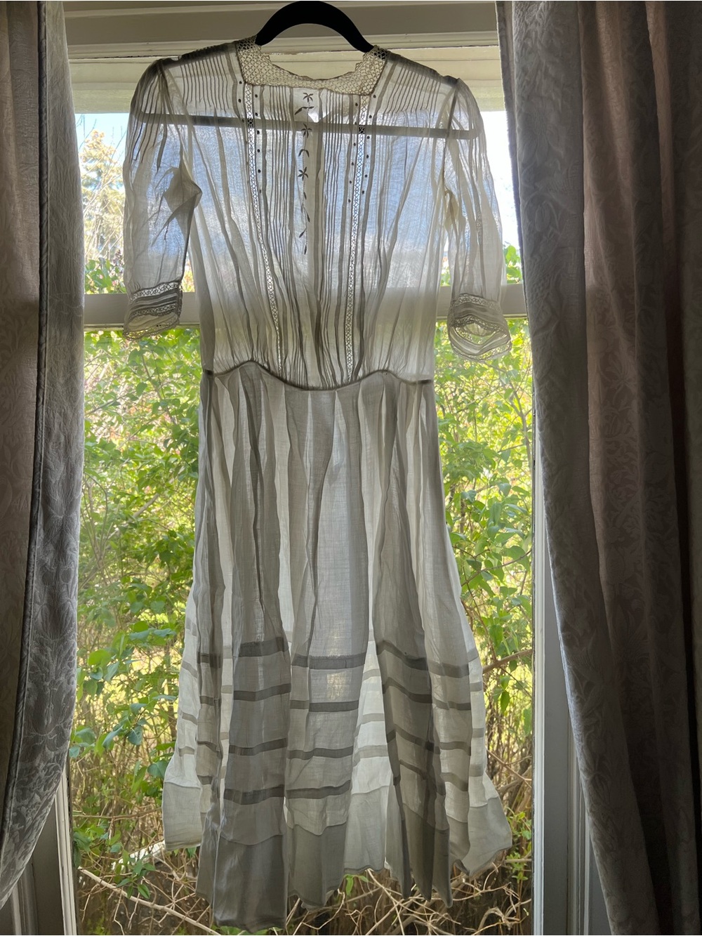 Antique edwardian cotton lawn tea dress